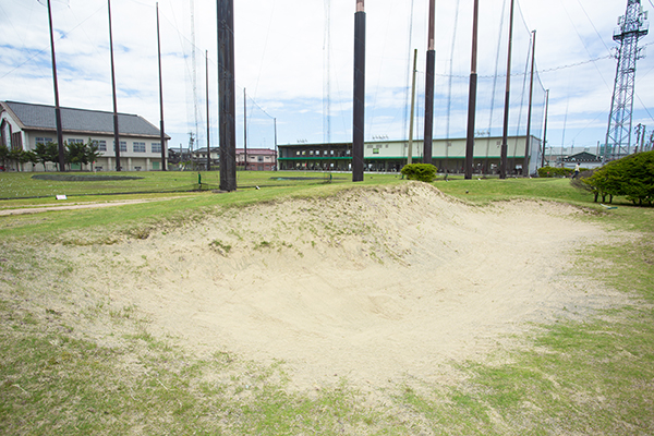 屋外 バンカー練習場